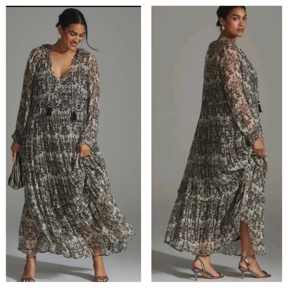 Elegant Black and White Floral Maxi Dress